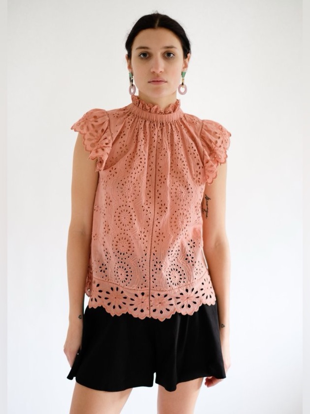 Sea New York Daisy Flutter Sleeve Eyelet Top in Pink, Size 4